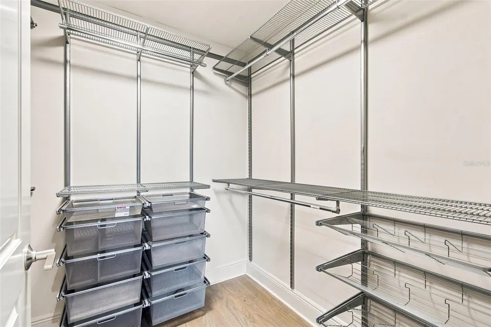 1227 E MADISON ST #703, photo 31