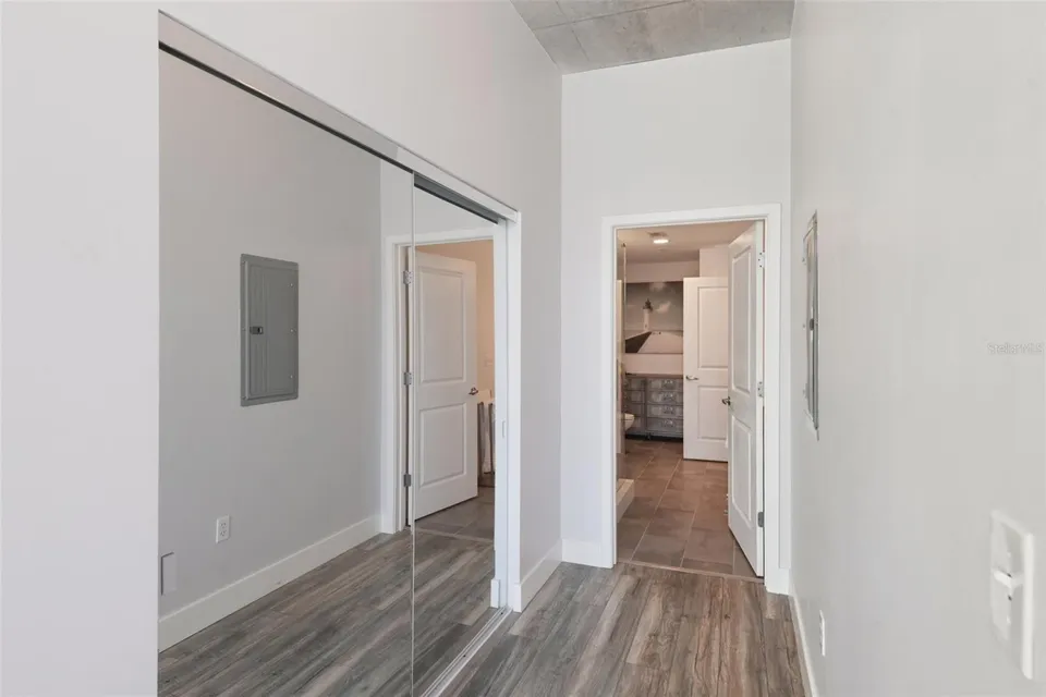 777 N ASHLEY DR #1612, photo 15