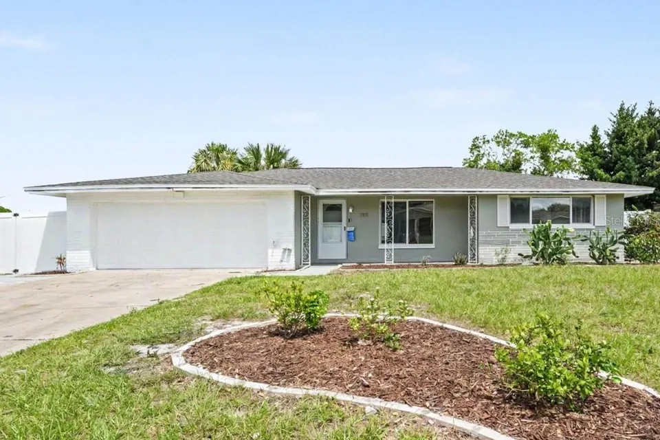 7815 MONARDA DR, photo 1