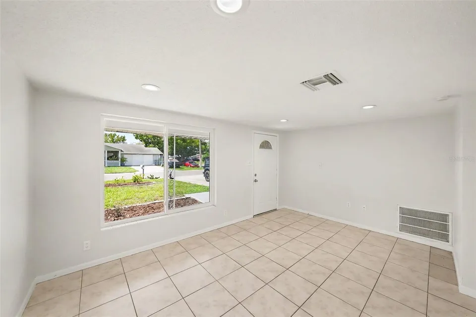 7815 MONARDA DR, photo 7