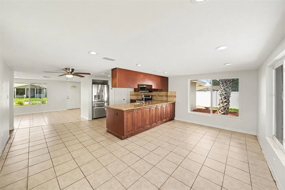 7815 MONARDA DR, photo 12