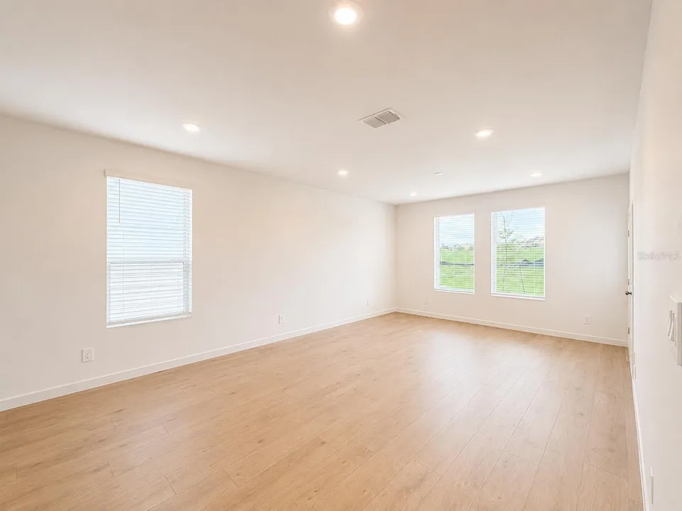 3027 GRANITE RIDGE AVE, photo 10