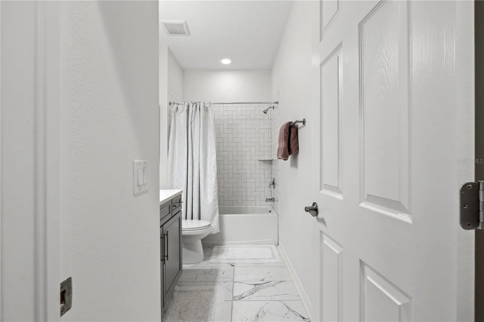 9208 FOX SPARROW RD, photo 33