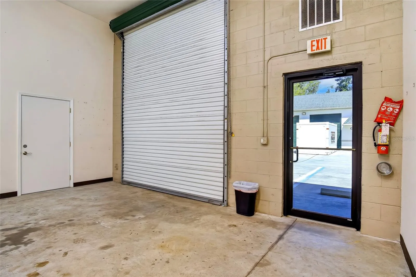 531 VIRGINIA AVE #C, photo 3