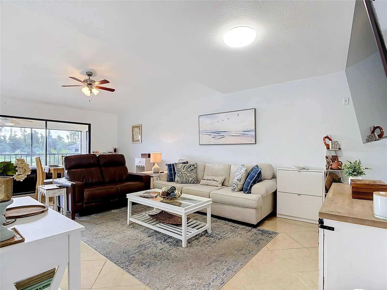 5925 TRAILWINDS DR #925, photo 5
