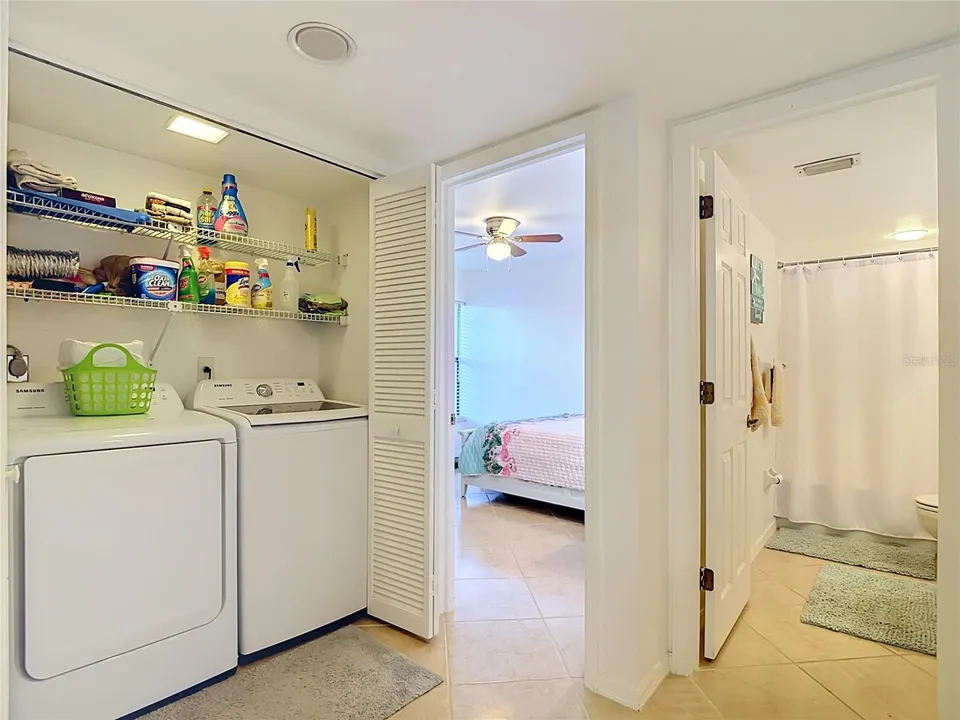5925 TRAILWINDS DR #925, photo 10