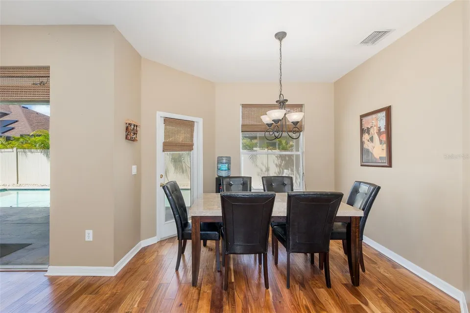 15220 OCTAVIA LN, photo 18