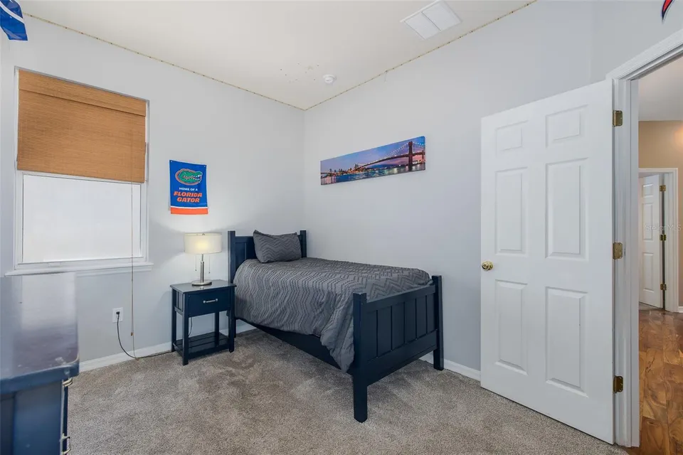 15220 OCTAVIA LN, photo 30