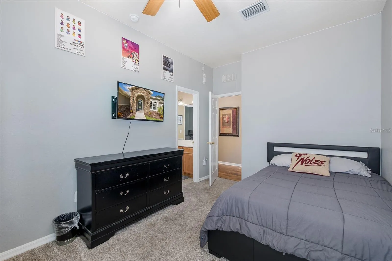 15220 OCTAVIA LN, photo 32