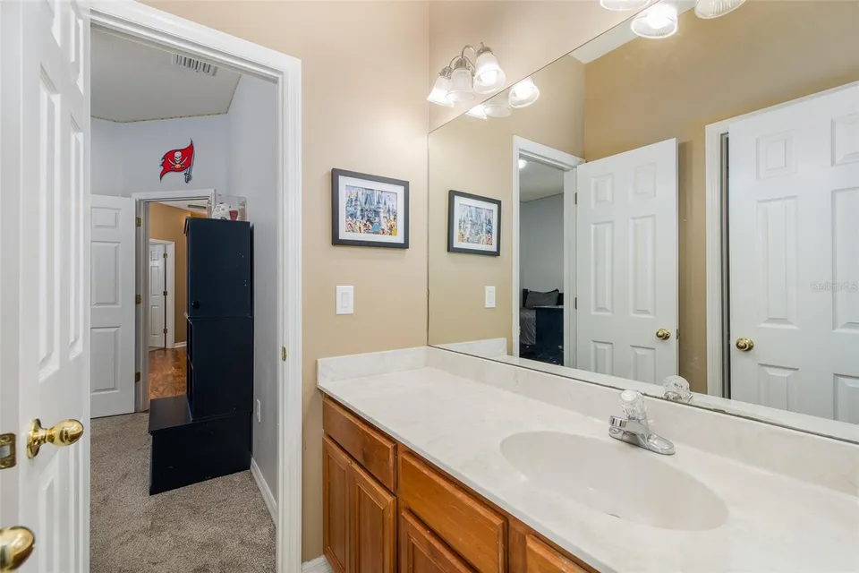 15220 OCTAVIA LN, photo 33