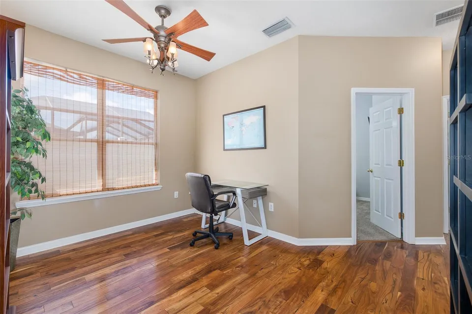 15220 OCTAVIA LN, photo 40