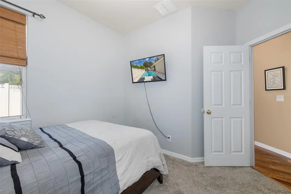 15220 OCTAVIA LN, photo 72