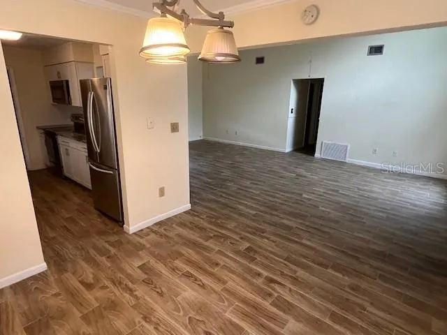 2832 NW 44TH PL, photo 3