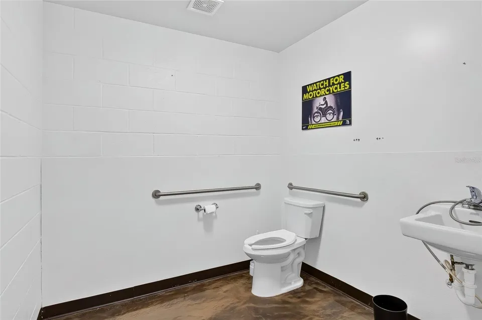 531 VIRGINIA AVE #D, photo 13