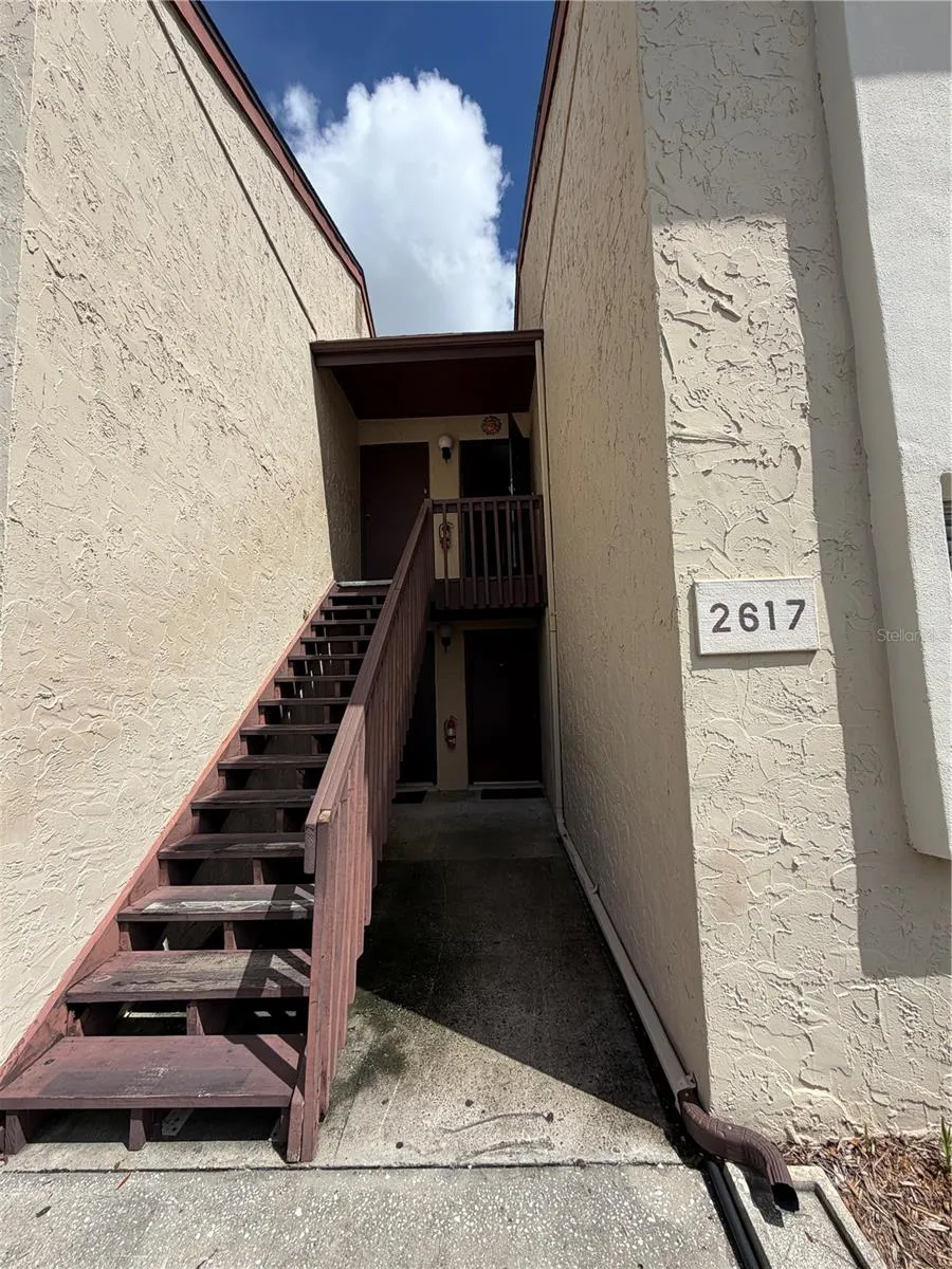 2617 PINE LAKE TER #B, photo 2