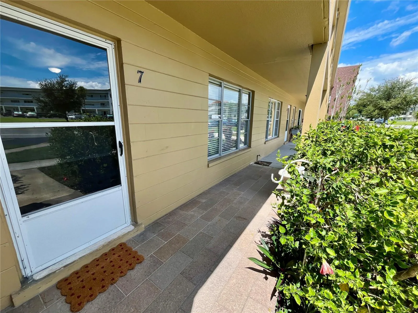 2000 WORLD PARKWAY BLVD #7, photo 4