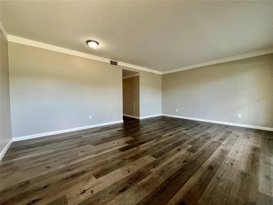 2000 WORLD PARKWAY BLVD #7, photo 5