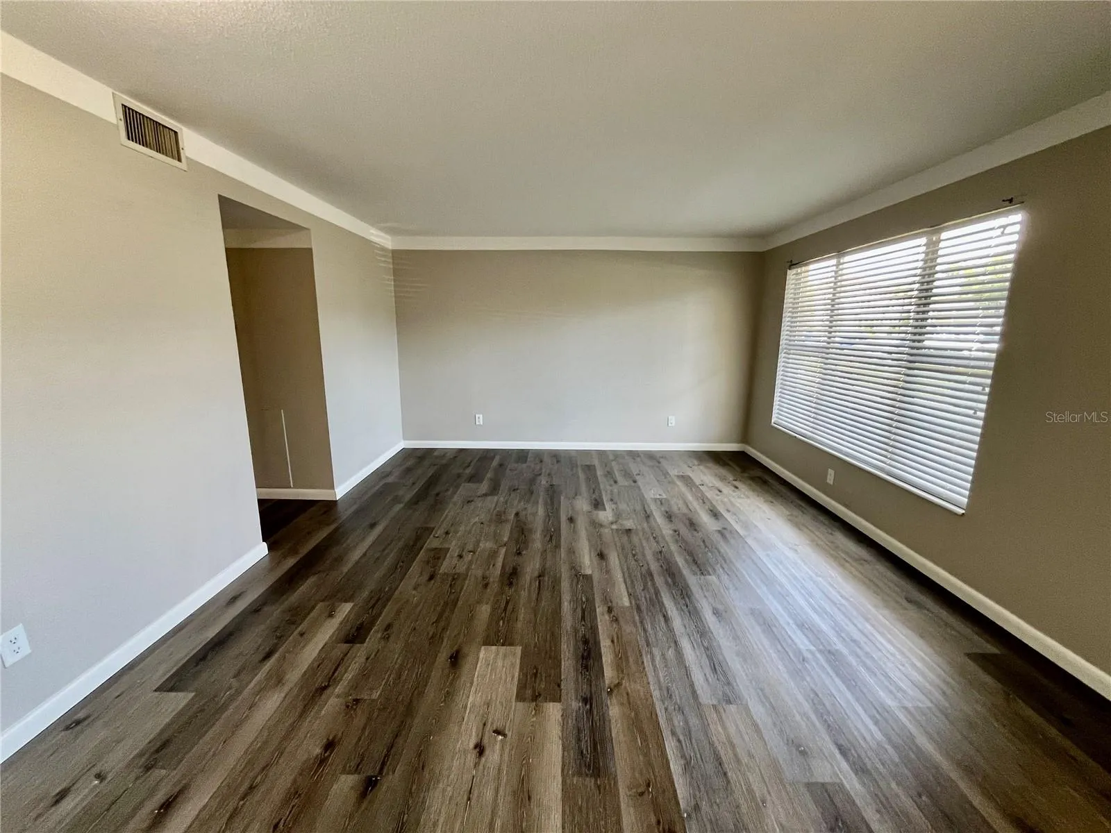 2000 WORLD PARKWAY BLVD #7, photo 6