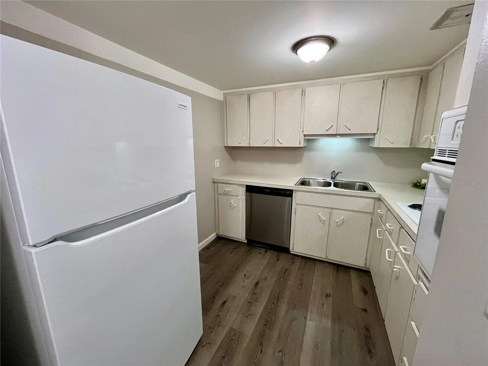 2000 WORLD PARKWAY BLVD #7, photo 14