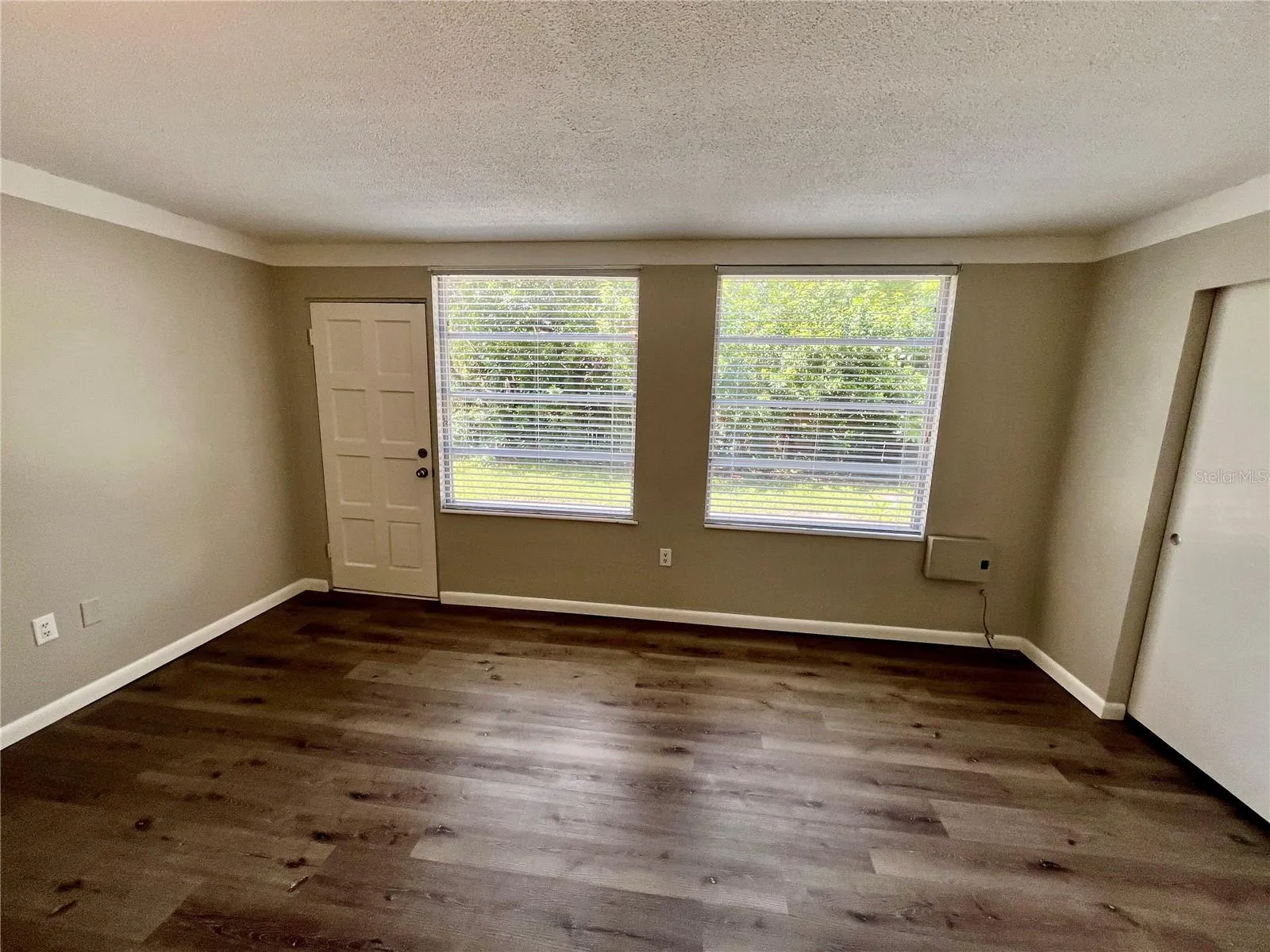 2000 WORLD PARKWAY BLVD #7, photo 21