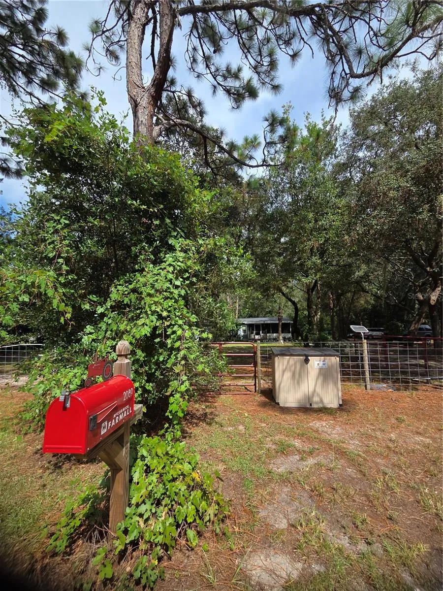 2089 S SUNWOOD PT, photo 4