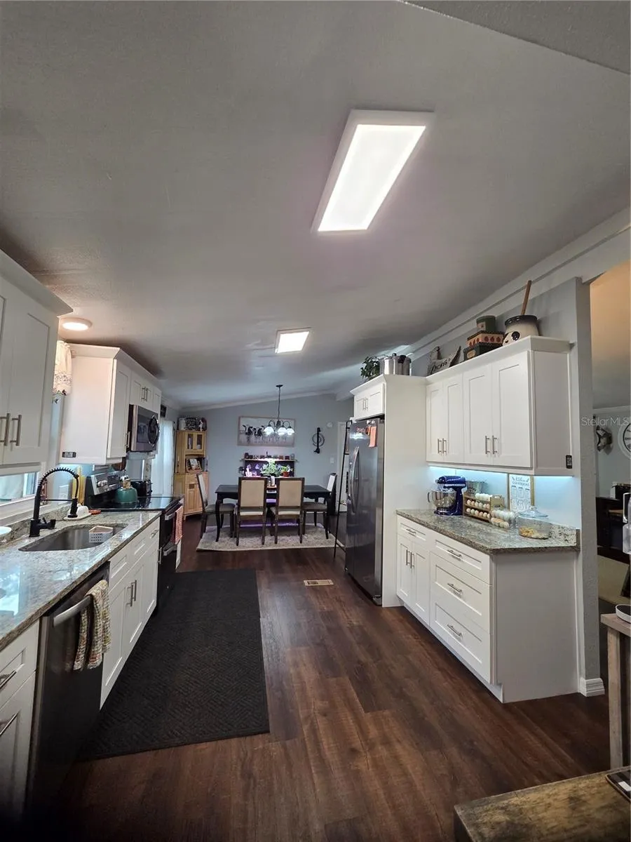 2089 S SUNWOOD PT, photo 37