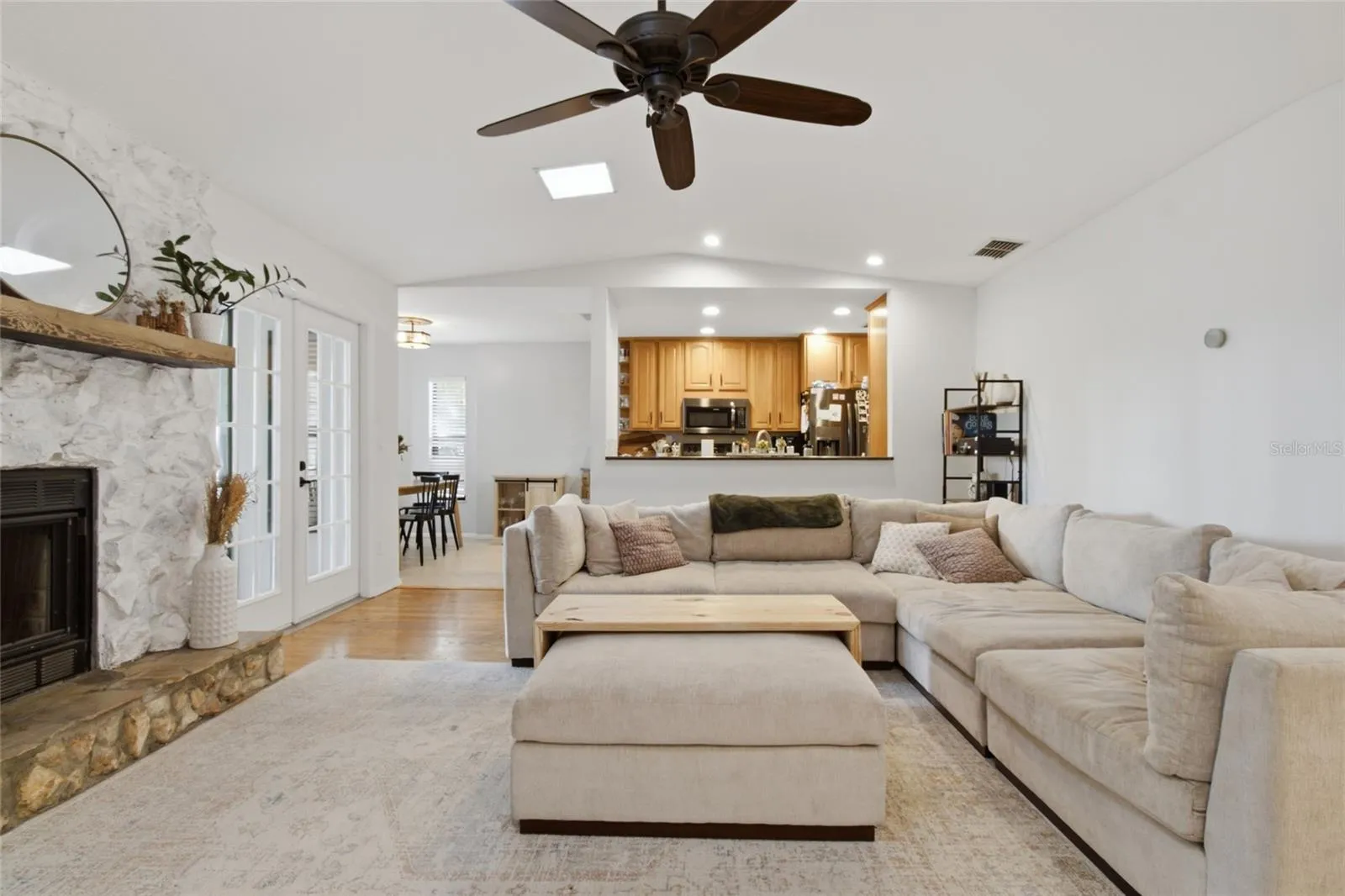 3211 COVENTRY N, photo 7