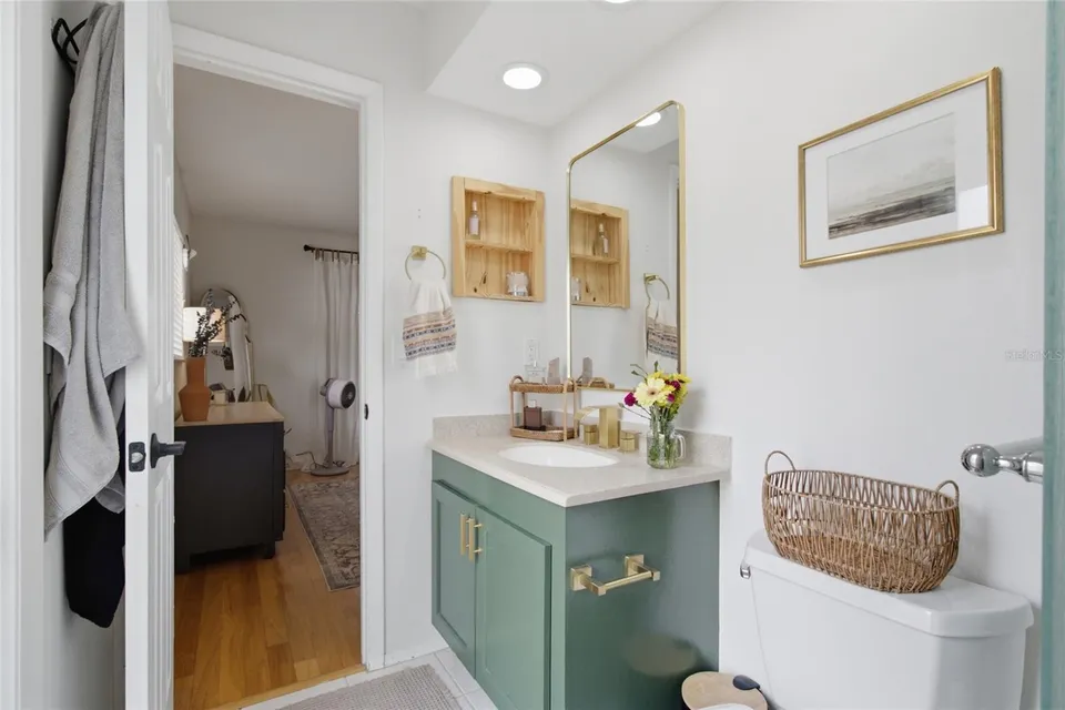 3211 COVENTRY N, photo 13