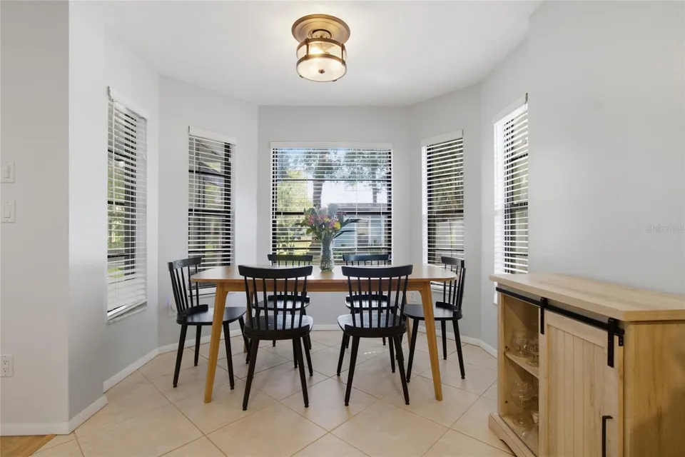 3211 COVENTRY N, photo 15