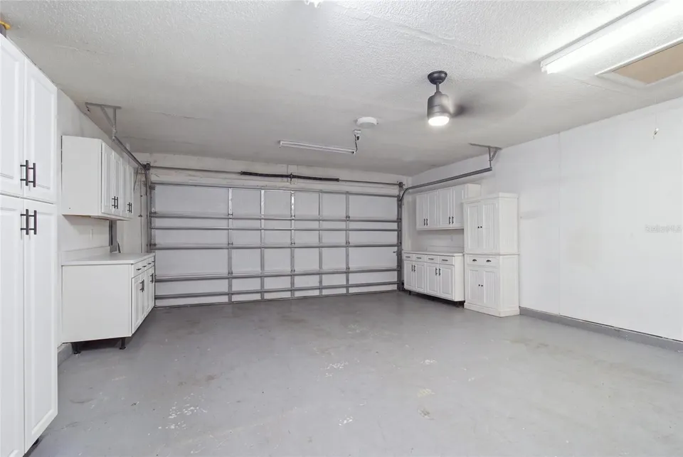 3211 COVENTRY N, photo 32