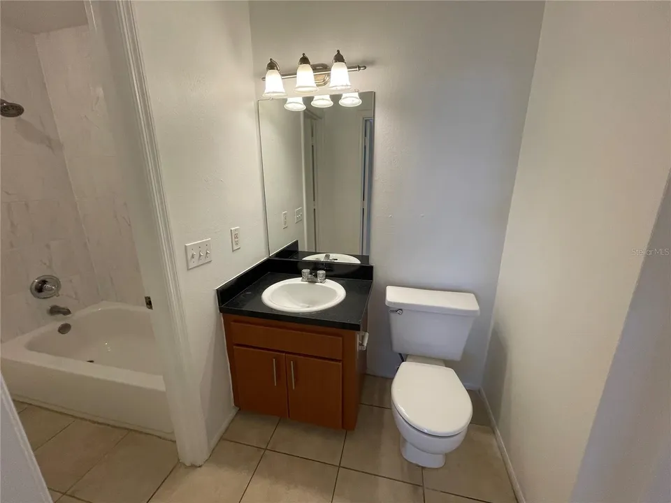 409 FOUNTAINHEAD CIR #234, photo 9