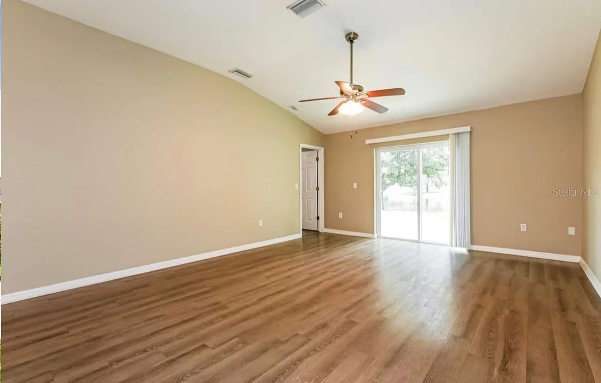 3428 SE 4TH PL, photo 6
