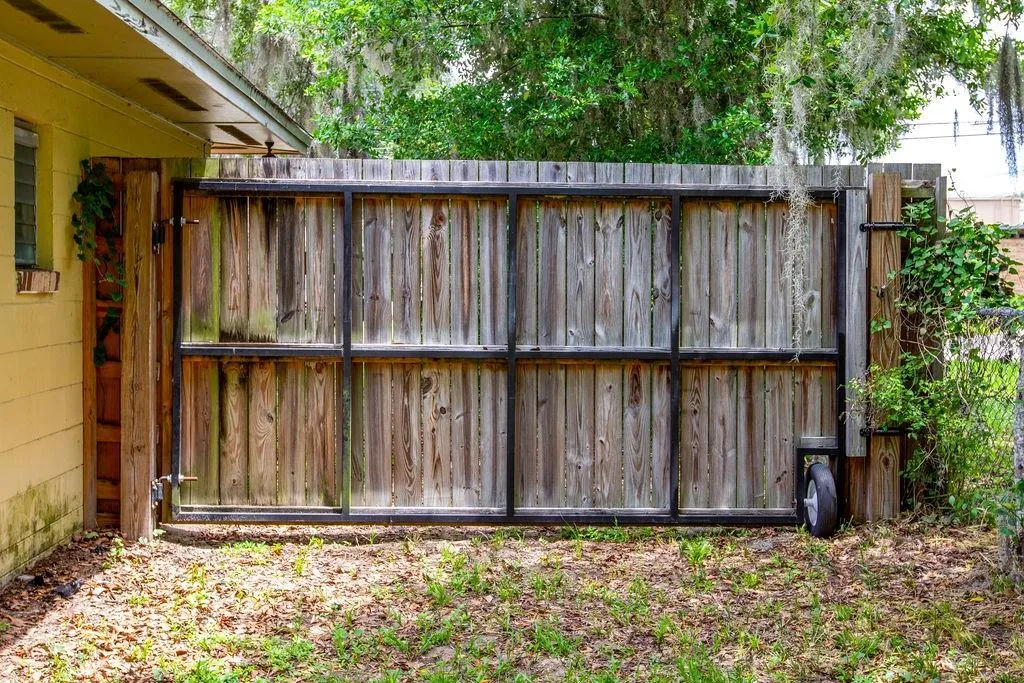 1407 NW 21ST AVE, photo 10