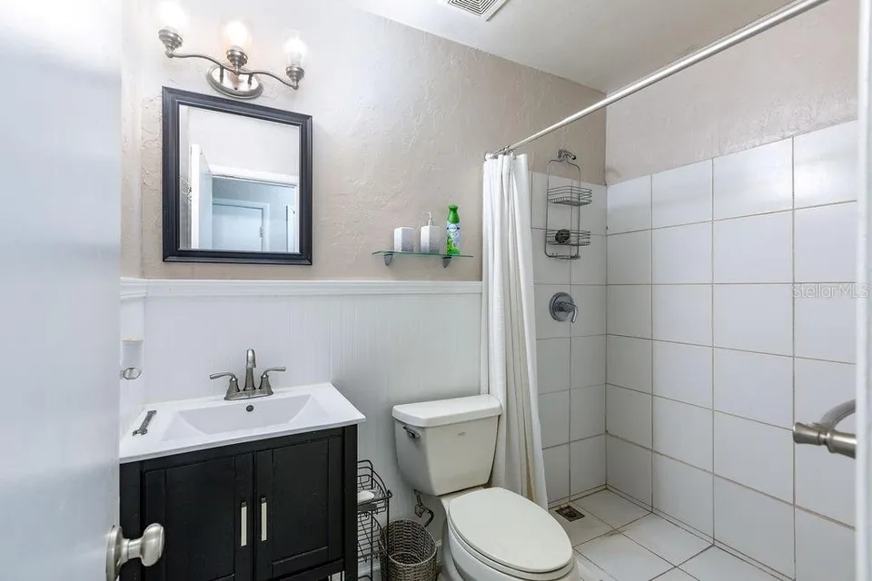 1407 NW 21ST AVE, photo 13